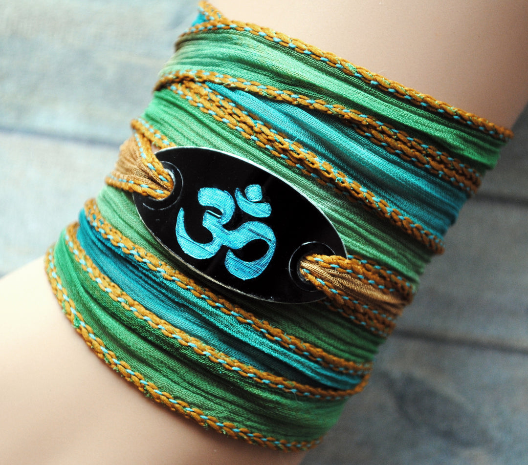 Silk Boho Wrap Ohm | Boho Wrap Ohm | Mandala Stone