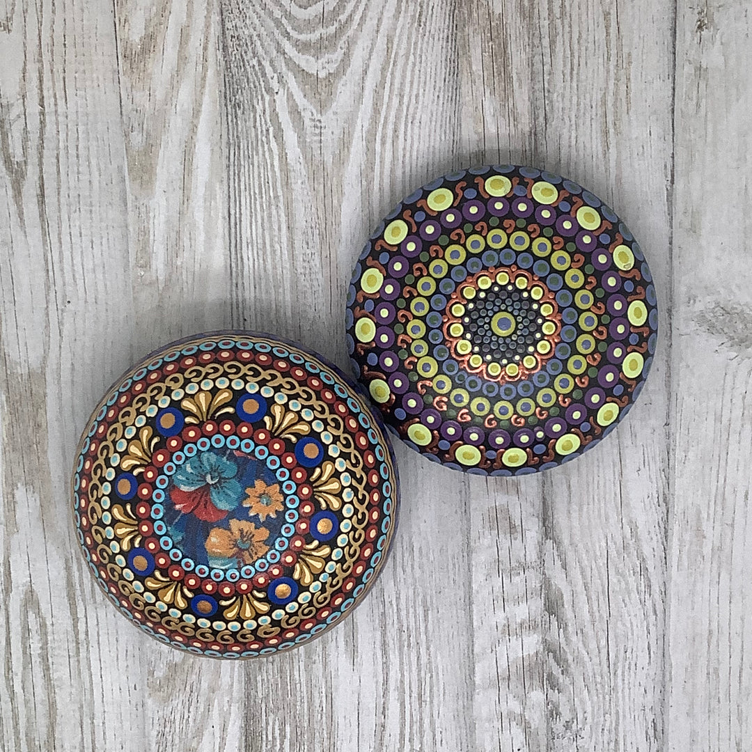 Mandala Steen in Levendig Kobalt Blauw en Rood