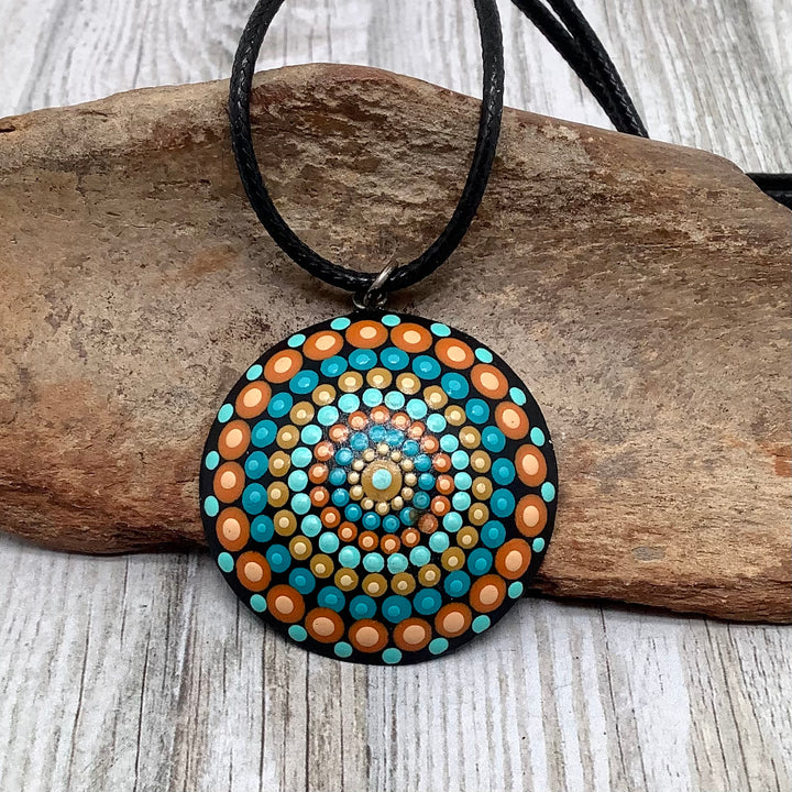 Mandala ketting Dot Art in turkoois, oranje en blauw