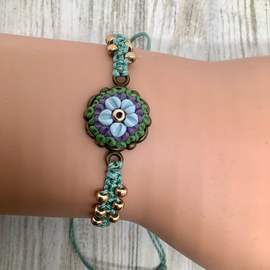 Macrame Bracelet in Sea Green With Little Flower