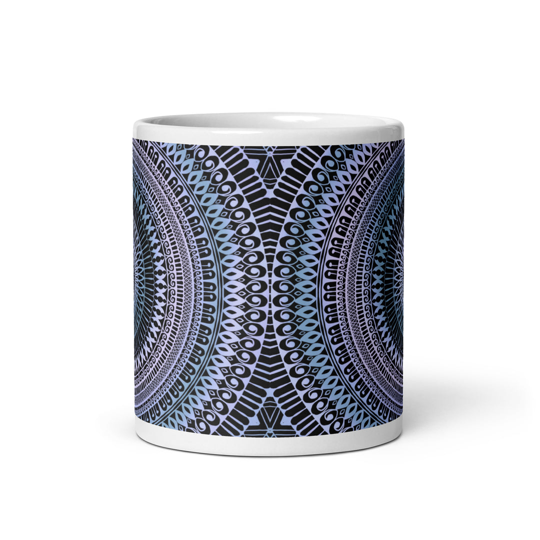 Icy Whispers: Mandala-mok in subtiel roze en blauw